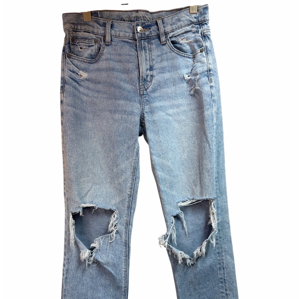 American Eagle Outfitters Light Blue Distressed Boyfriend Jeans